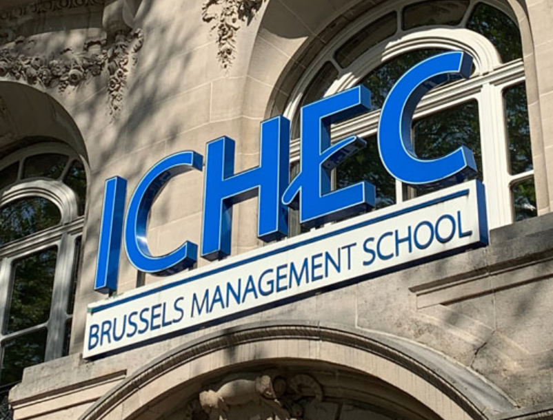 Who is Julien? ichec